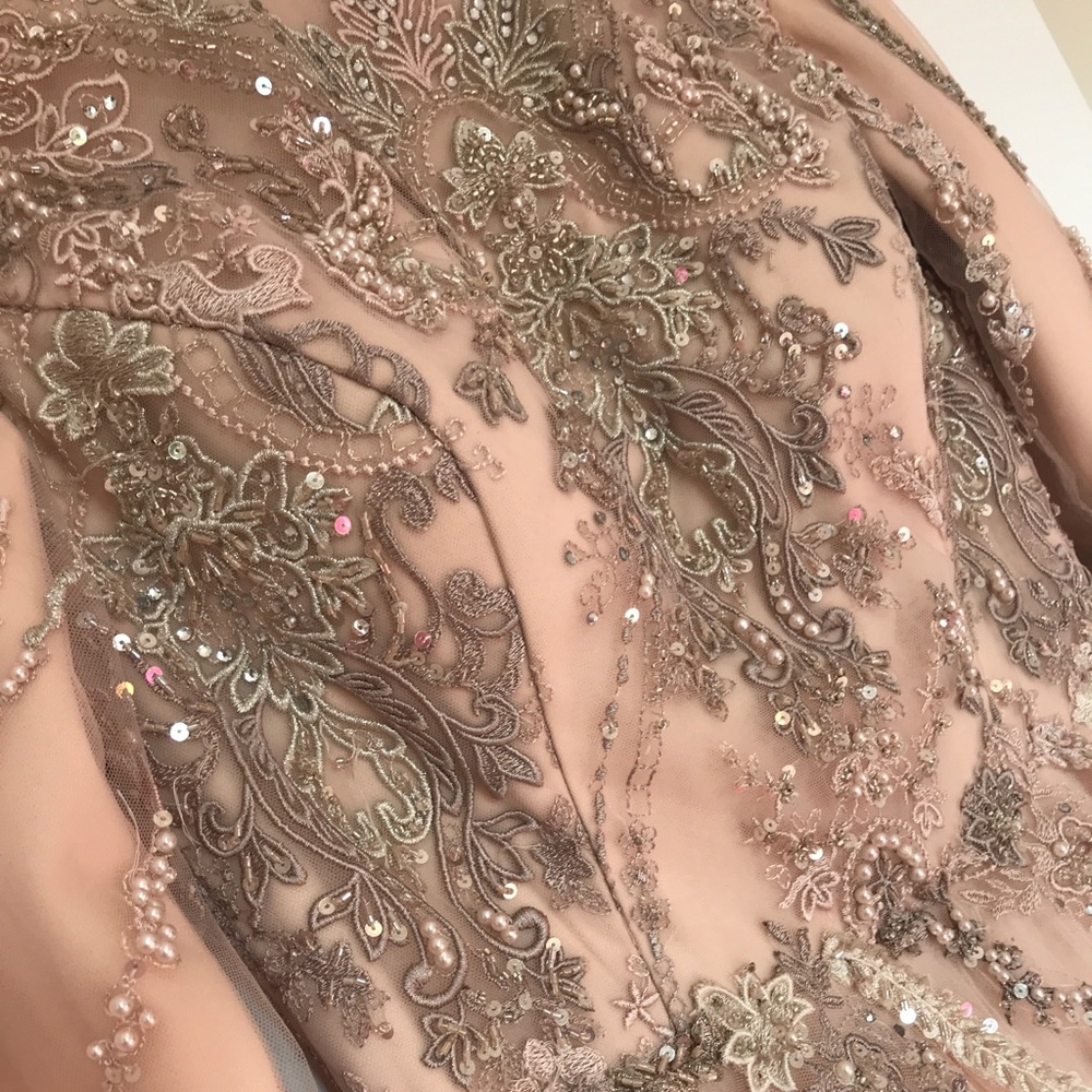 Full sleeve long evening gown - Picture 6 of 7